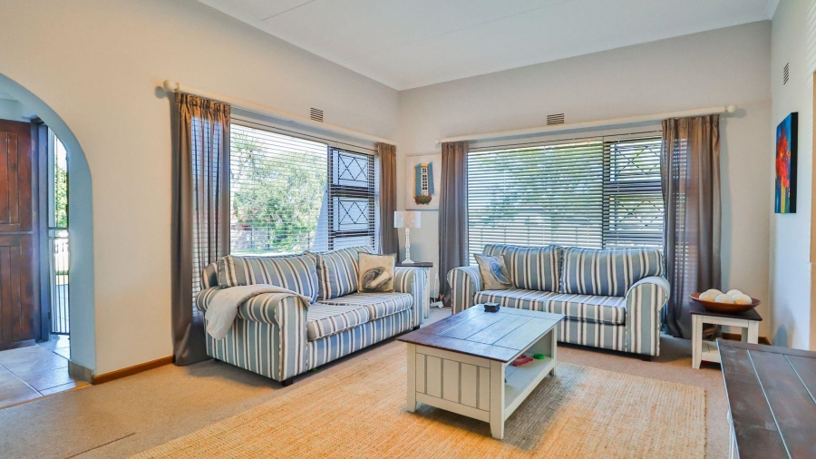 4 Bedroom Property for Sale in Heiderand Western Cape